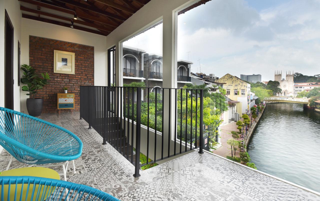 Backyard Rio Melaka Apartment ภายนอก รูปภาพ